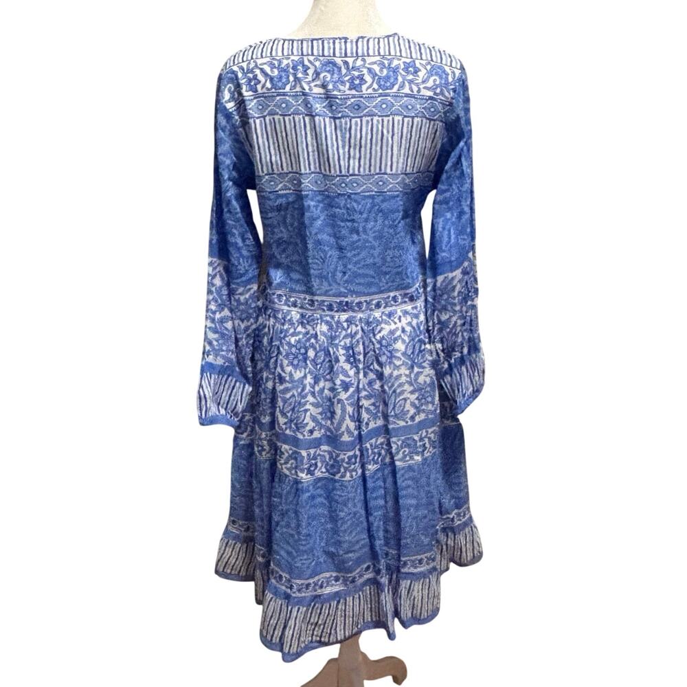 Bella Tu Size M Dress Blue White Print Boho Silver Embroidered Floral Peasant - Picture 3 of 6